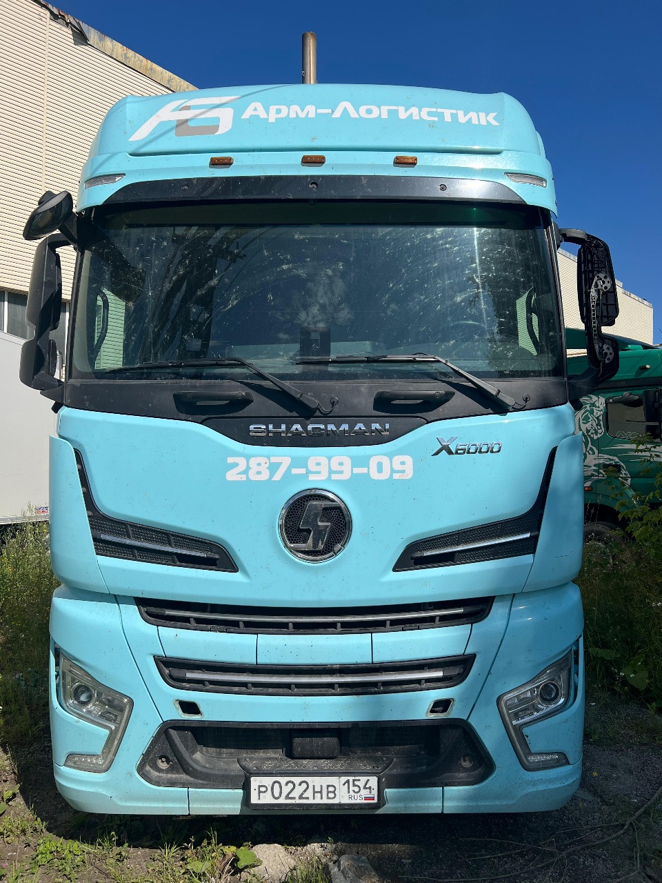 Shacman (Shaanxi) SX* 4x2 Седельный тягач SX4188YY381 (Дизельный, 12,5 л, 473 л.с., АТ)