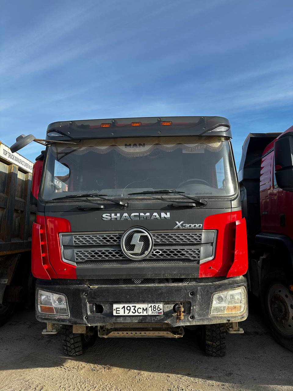 Shacman (Shaanxi) SX* 6x6 Самосвал SX32586T385 (Дизельный, 11,6 л, 369 л.с., МТ)