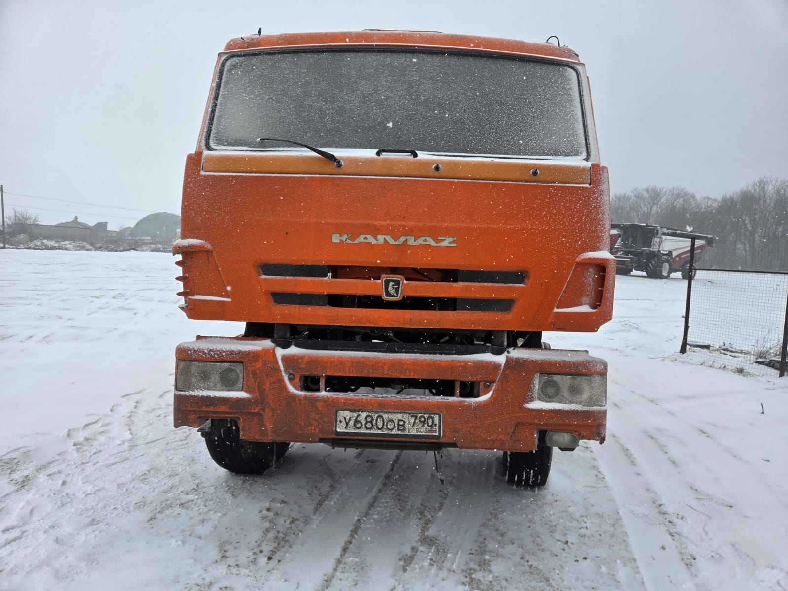 КамАЗ 6520 6x4 Самосвал 6520-53 (Дизельный, 11,8 л, 400 л.с., МТ)