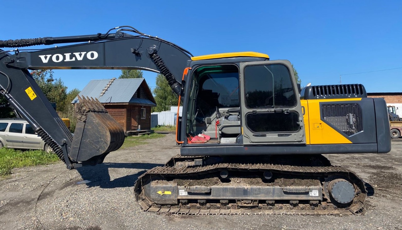 Volvo EC210 Экскаватор EC210 (Дизельный, 6,0 л, 167 л.с. АТ)