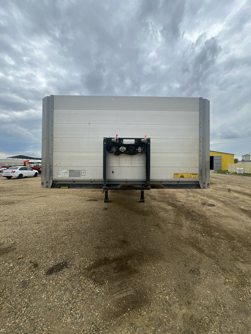 Grunwald 9453 Полуприцеп бортовой (евроборт) 9453-0000010-10 (Бортовой)