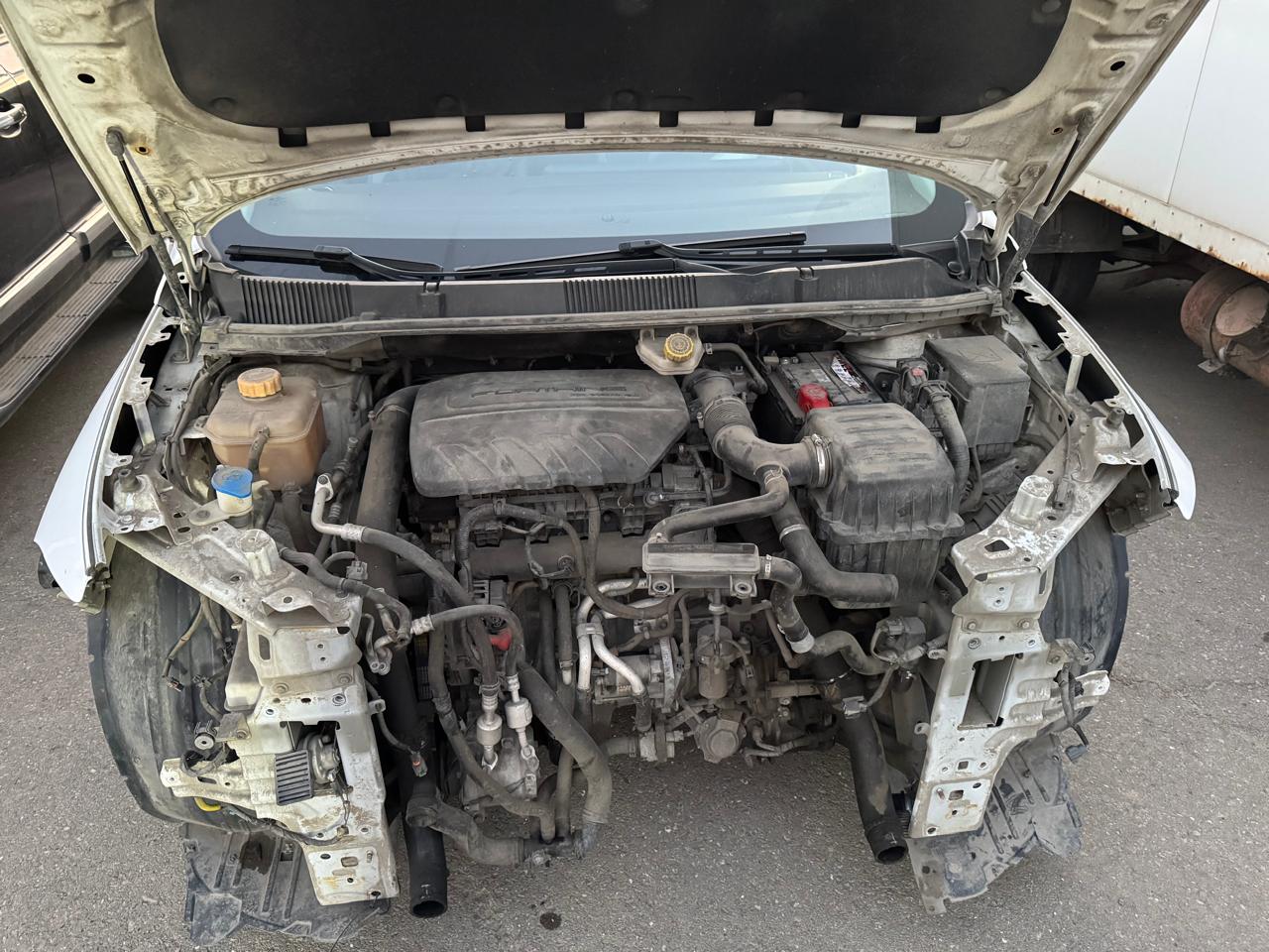 FORTHING M4 YACHT 1.5T AT Premium