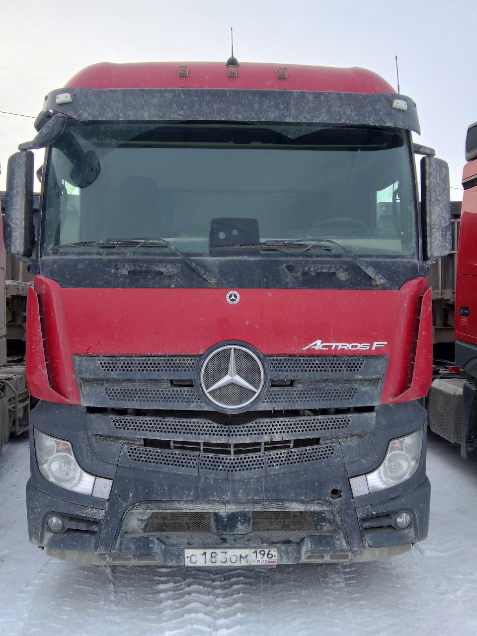 Mercedes-Benz Actros 6x4 Седельный тягач 2645 LS (Дизельный, 12,8 л, 449 л.с., МТ)