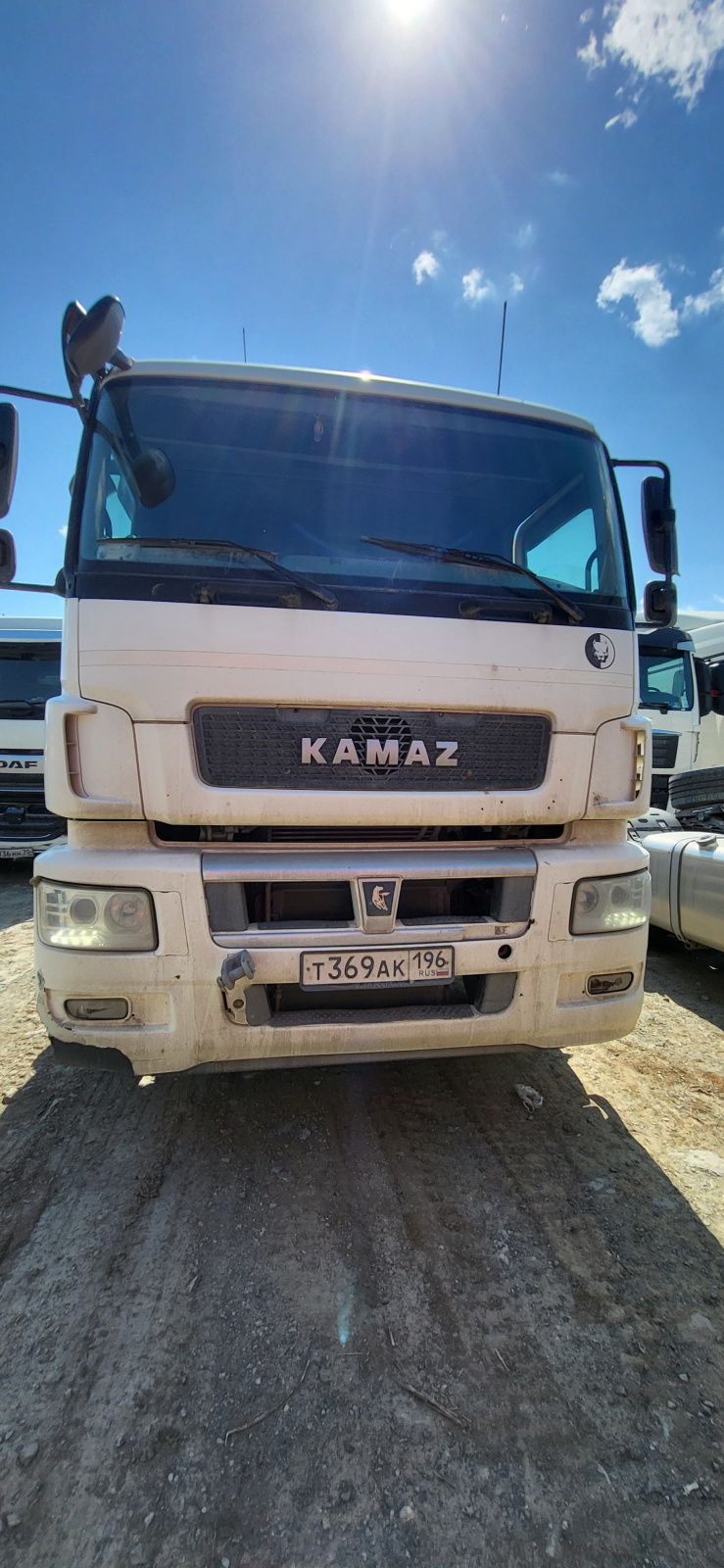 КамАЗ 65206 6x4 Седельный тягач 65206-T5 (Дизельный, 12,0 л, 428 л.с., МТ)