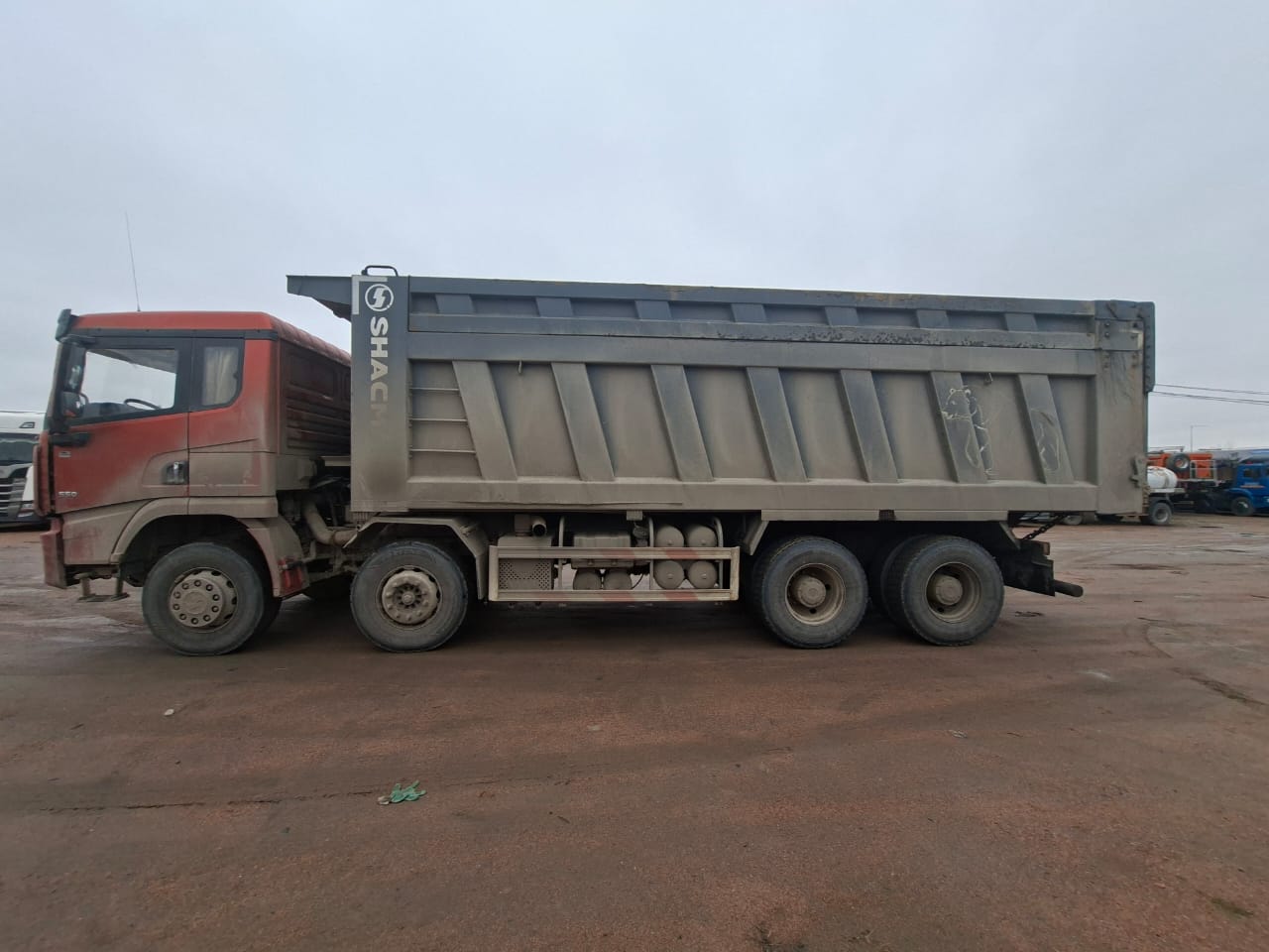 Shacman (Shaanxi) SX* 8x4 Самосвал SX331863366 (Дизельный, 12,5 л, 551 л.с., МТ)