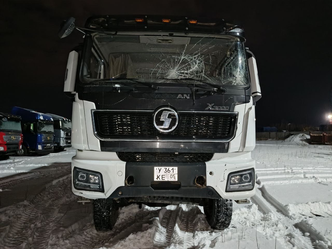 Shacman (Shaanxi) SX* 6x6 Самосвал SX32586V385 (Дизельный, 11,6 л, 423 л.с., МТ)