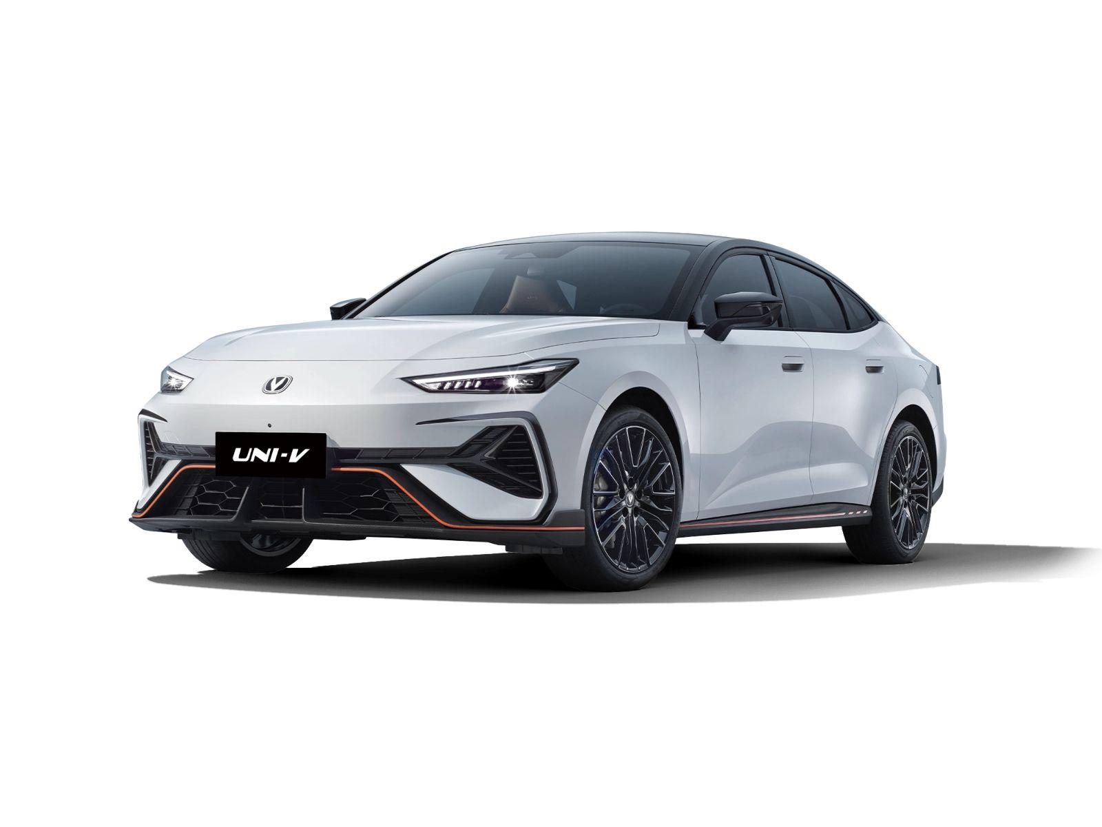 Changan UNI-V Спорт 2.0Т АТ