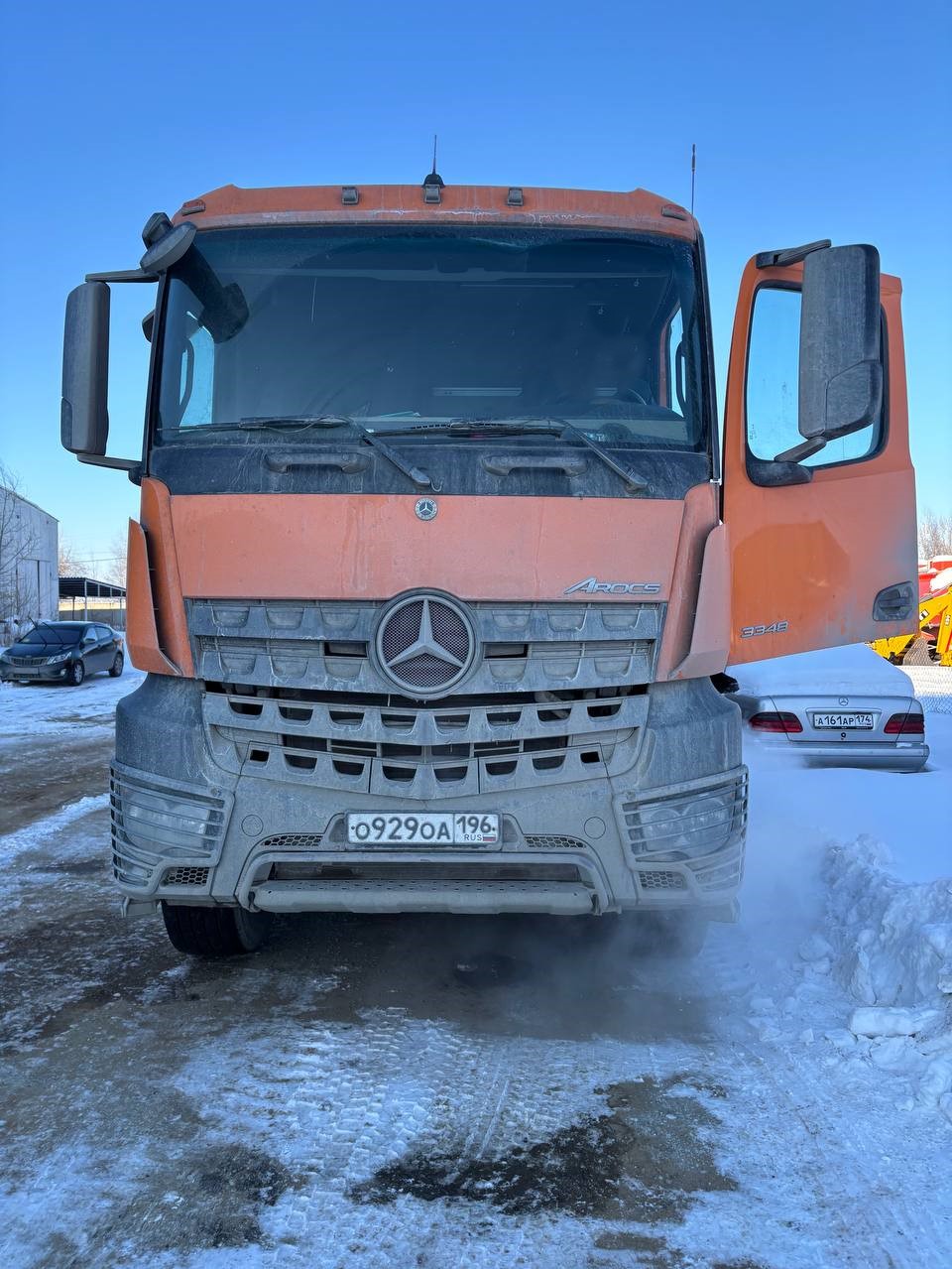 Mercedes-Benz AROCS 6x4 Седельный тягач 3348S AT (Дизельный, 12,8 л, 476 л.с., АТ)