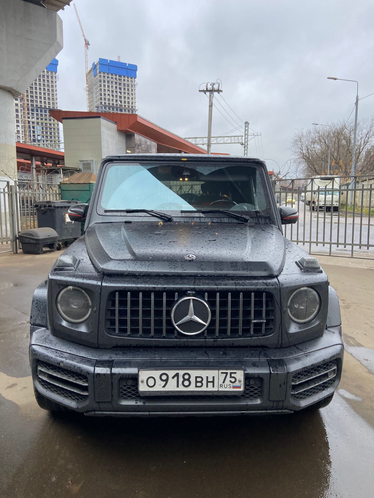Mercedes-Benz G-CLASS 63 AMG (4 л., 585 л.с.)