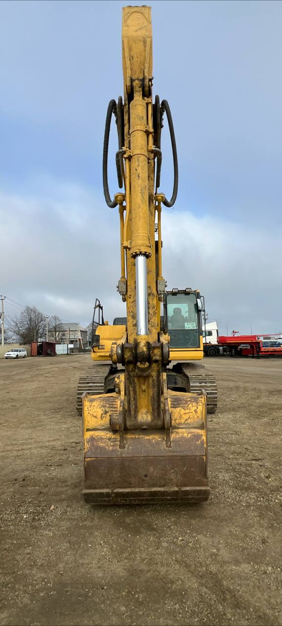 KOMATSU PC 300 Экскаватор PC 300-8M0	(Дизельный, 8,3 л, 255 л.с., АТ)