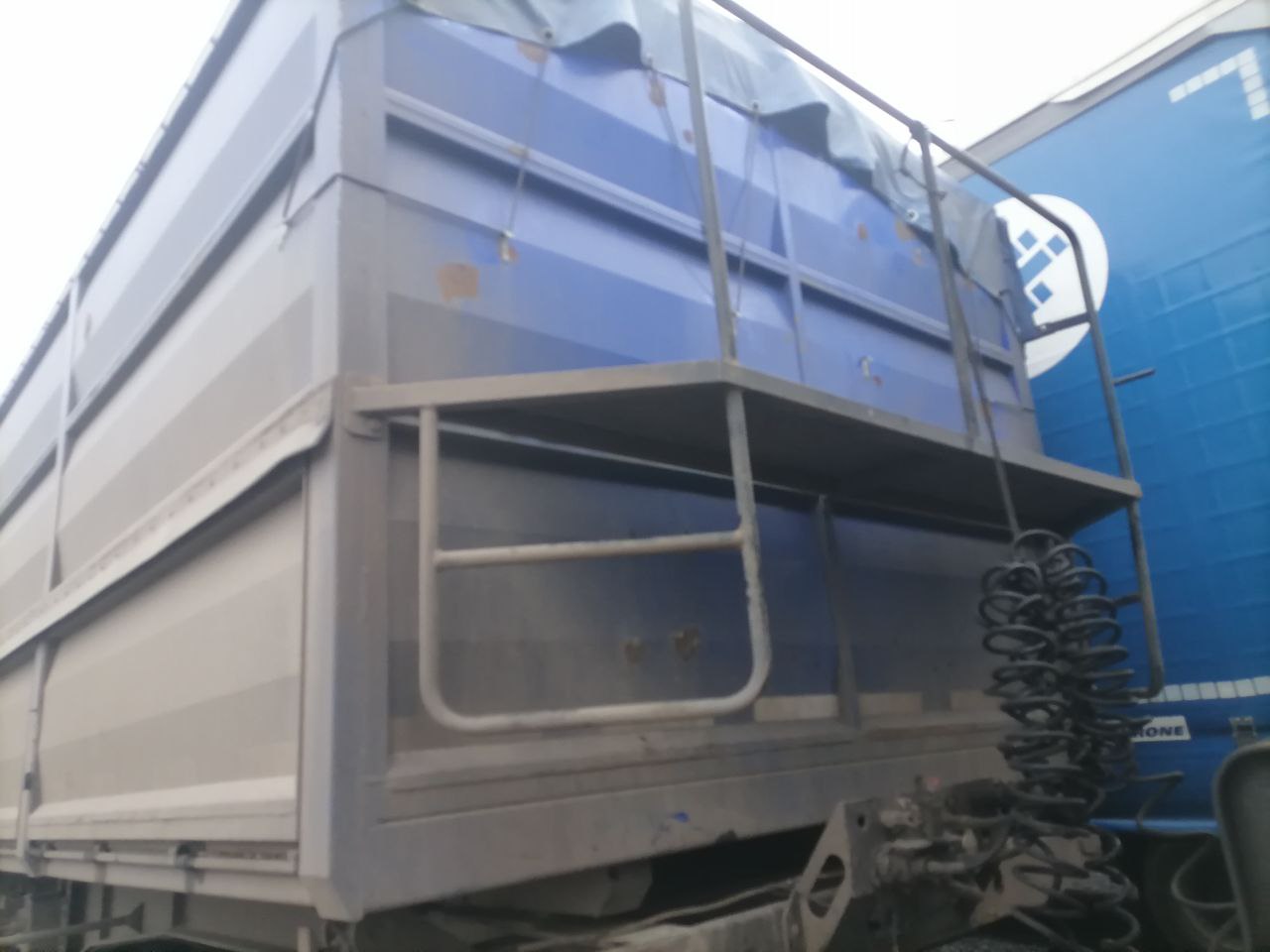 ПК ИНТЕРПРИЦЕП 8533* Полуприцеп зерновоз 853383