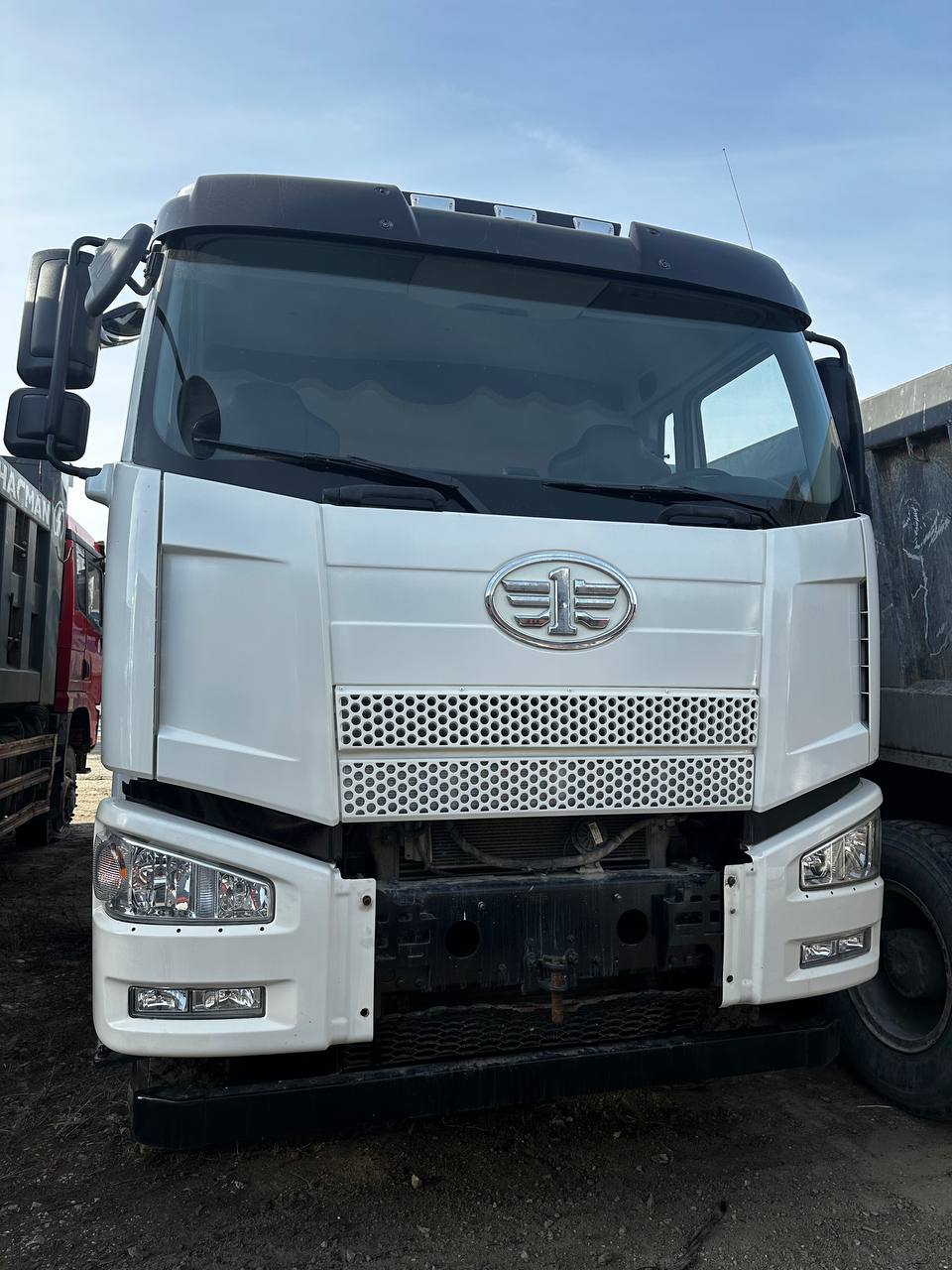 FAW J6 6x6 Самосвал CA3250P66K24L1TE5 (Дизельный, 11,1 л, 420 л.с., МТ)