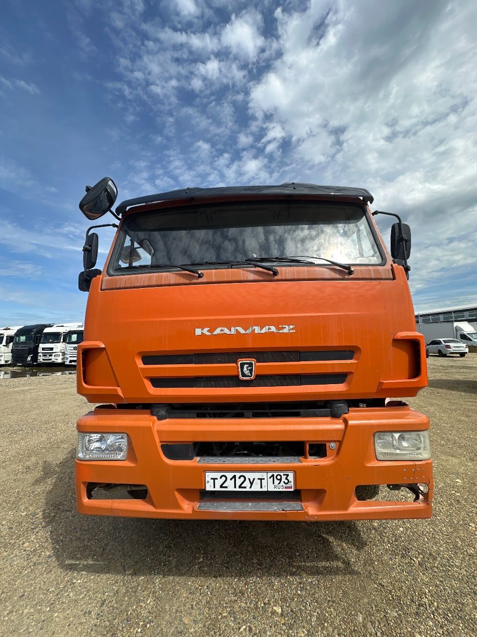КамАЗ 6520 6x4 Автобетоносмеситель 5814Z9 (Дизельный, 11,8 л, 300 л.с., МТ)