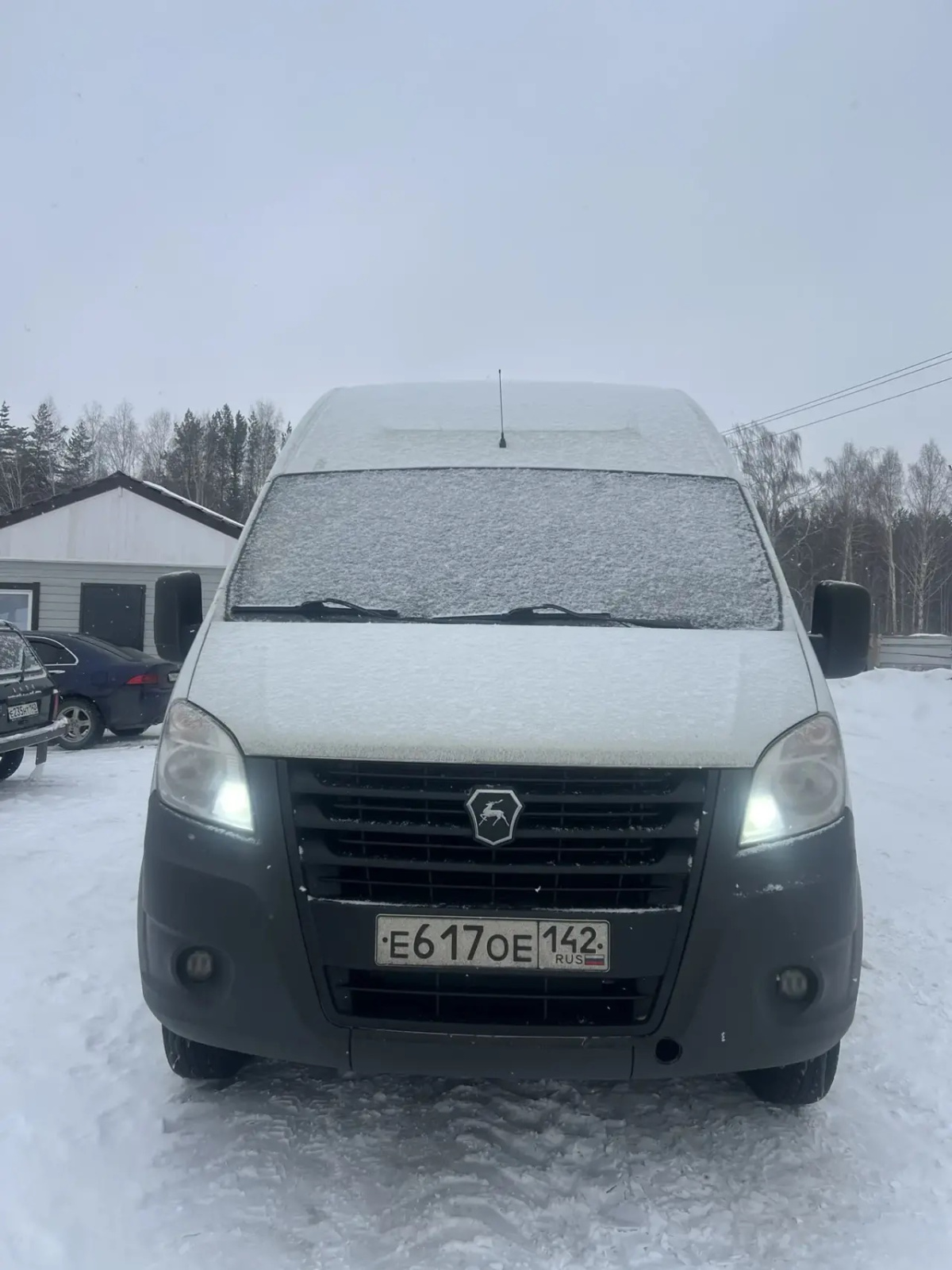 GAZ GAZELLE NEXT Автобус 225033 (Бензиновый, 2,7 л, 107 л.с., МТ, 17 пас.)