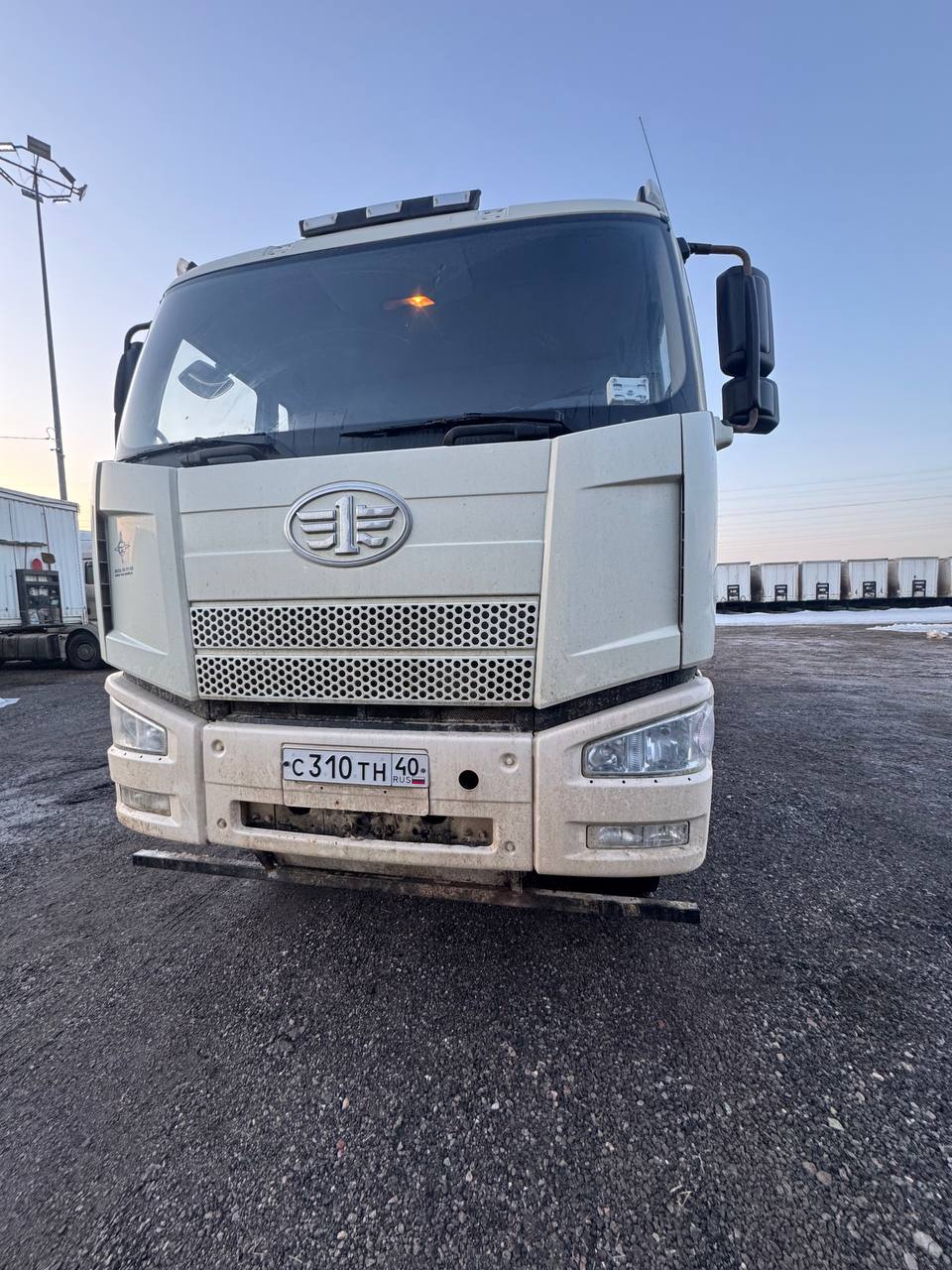 FAW J6 8x4 Самосвал CA3310P66K24T4E5 (Дизельный, 11,1 л, 390 л.с., МТ)
