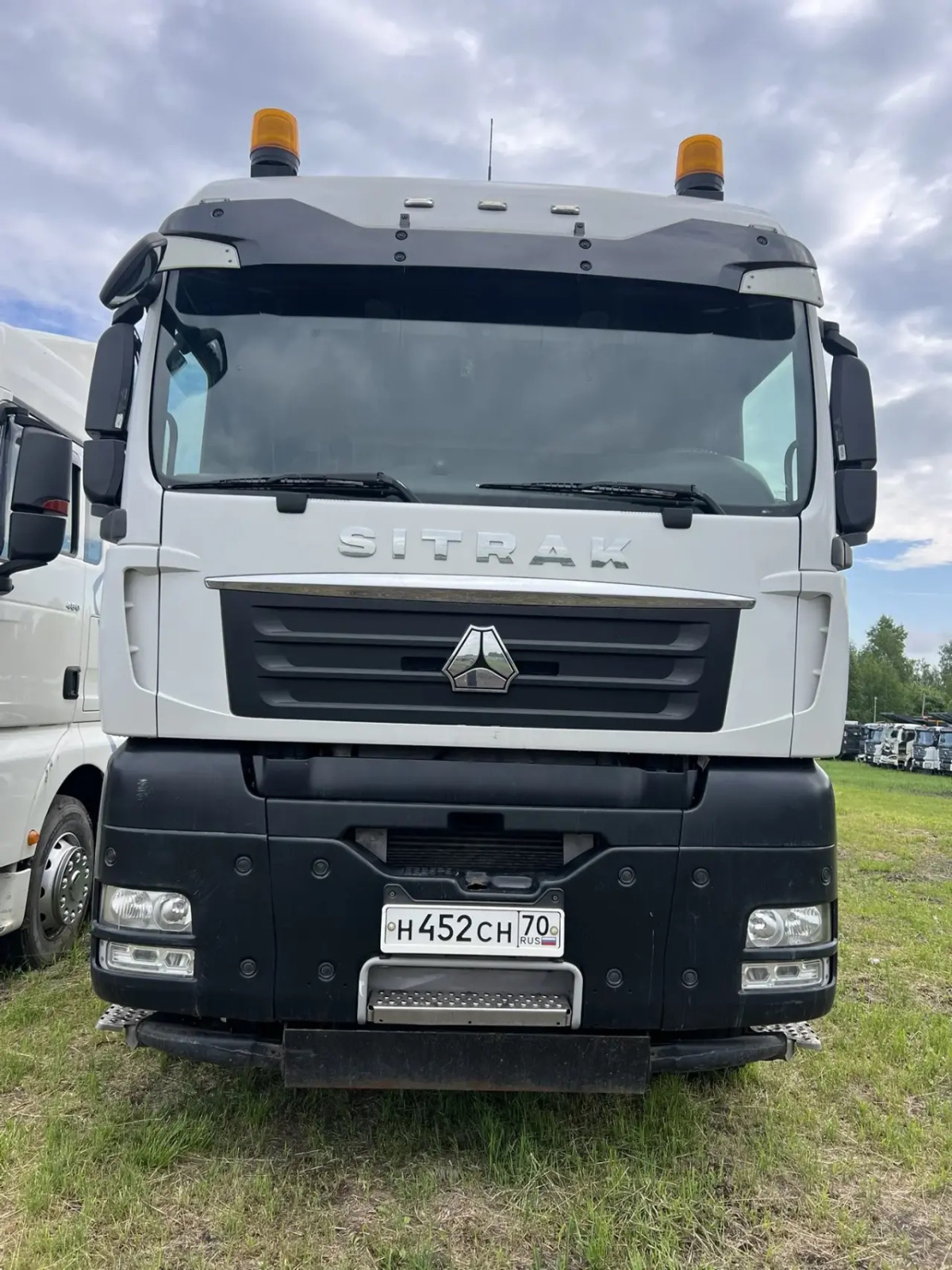 SITRAK C7H 6x4 Седельный тягач ZZ4256V364HE (Дизельный, 12,4 л, 480 л.с., АТ)