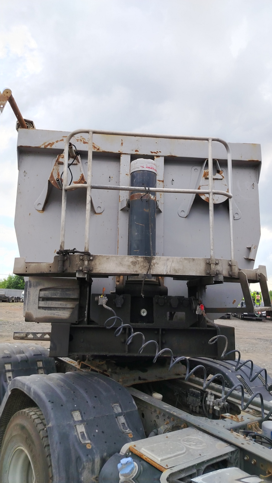 Grunwald 9453 Полуприцеп самосвальный 9453-0000010-50