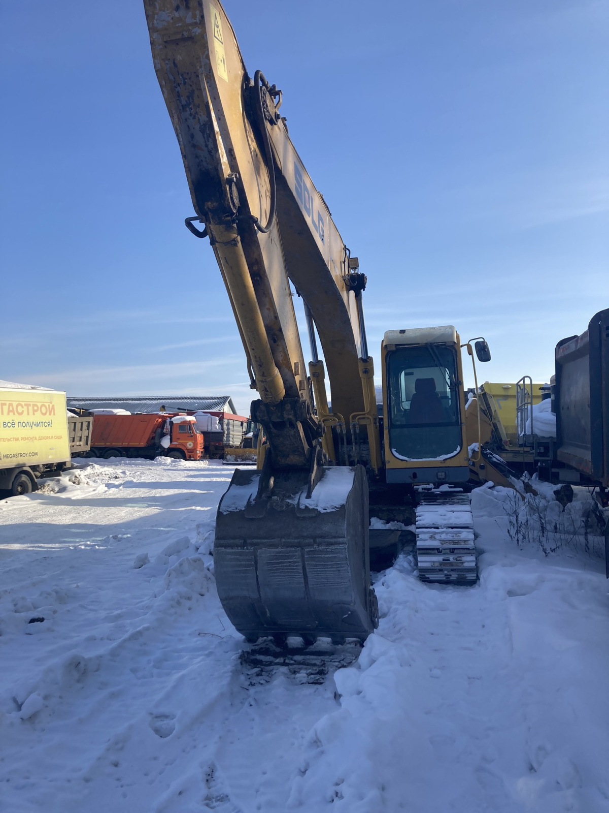 SDLG E6210 Экскаватор E6210F (Дизельный, 6,1 л, 167 л.с., АТ)