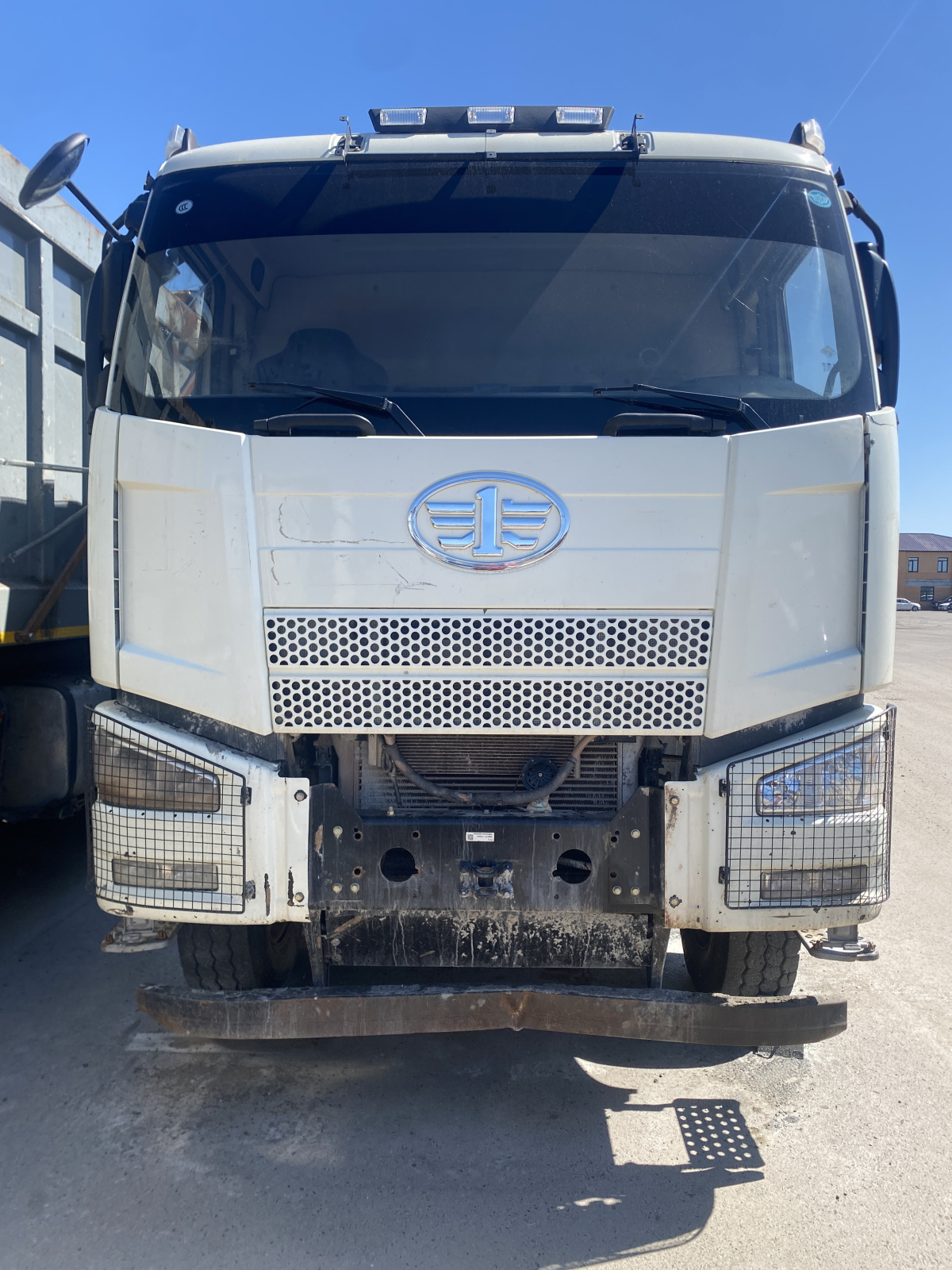 FAW J6 6x4 Самосвал CA3250P66K24T1E5 (Дизельный, 11,1 л, 390 л.с., МТ)