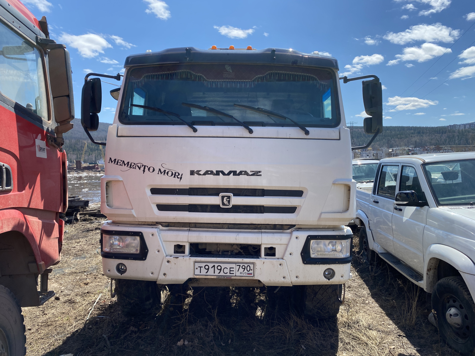 КамАЗ 53504 6x6 Седельный тягач 53504-50 (Дизельный, 11,8 л, 300 л.с., МТ)