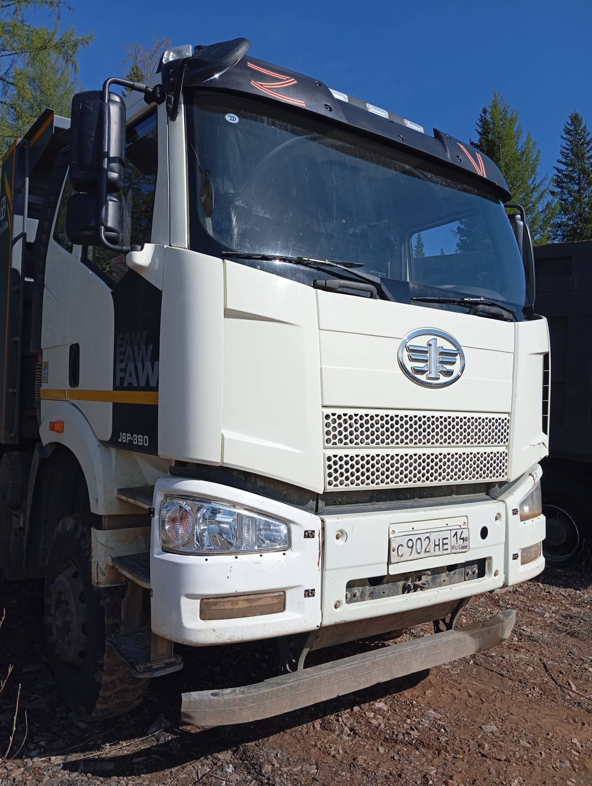 FAW J6 6x4 Самосвал CA3250P66K24T1E5 (Дизельный, 11,1 л, 390 л.с., МТ)