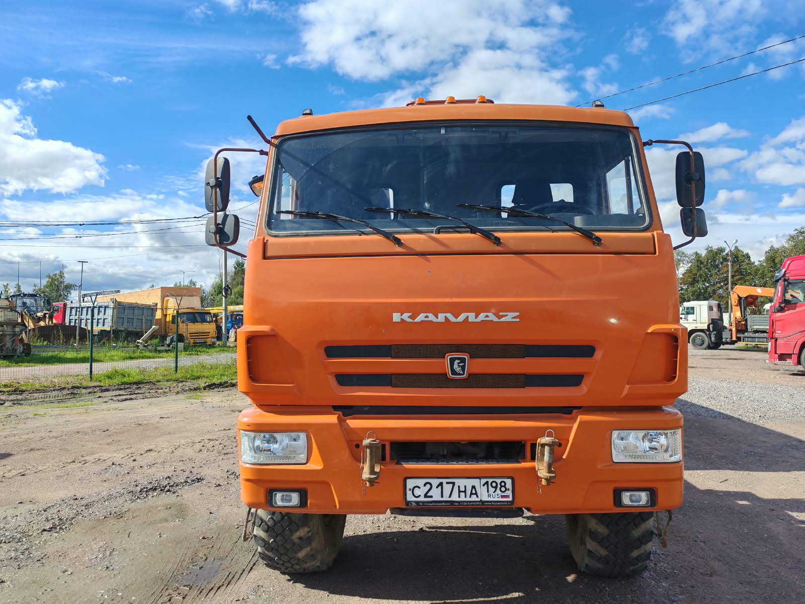 КамАЗ 43118 6x6 Бортовой с КМУ 659100 (Дизельный, 11,8 л, 300 л.с., МТ)