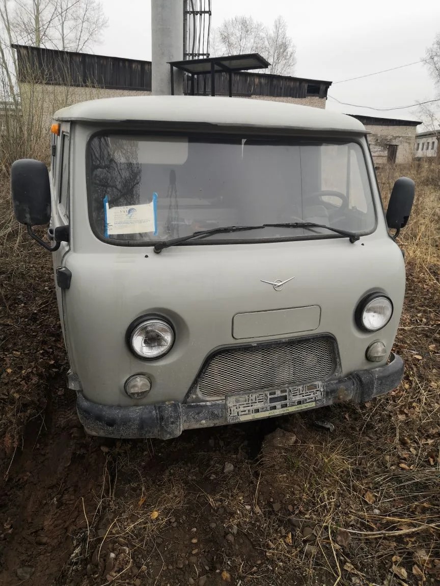 UAZ 3909* Грузопассажирский 390995-04 (без ABS, Бензиновый, 2,7 л, 112 л.с.)