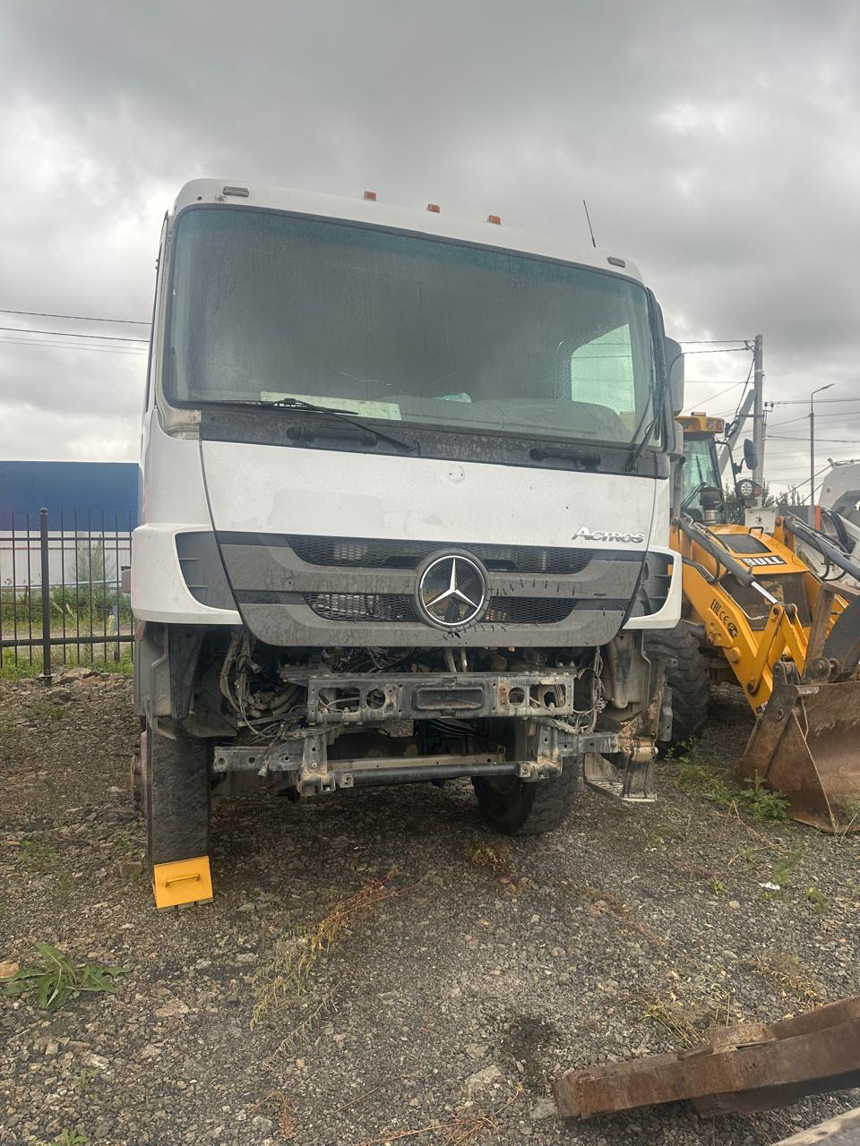 Mercedes-Benz ACTROS 6x6 Седельный тягач 3346 AS (Дизельный, 11,9 л, 456 л.с., МТ), 2018г.