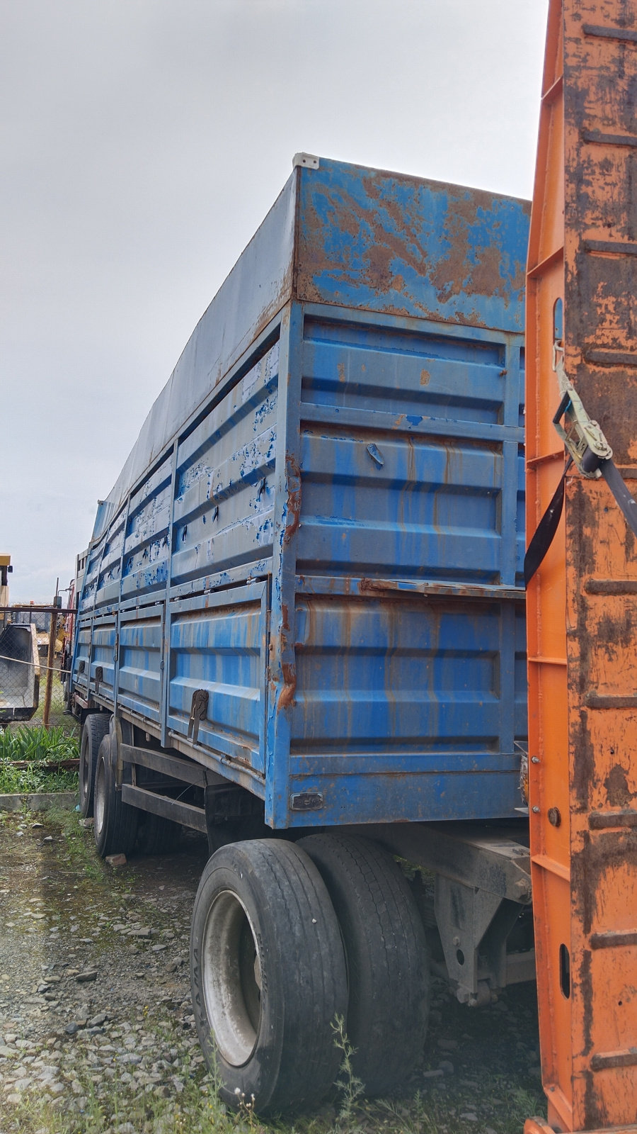 АВТО ПЛЮС 8375* Прицеп зерновоз 8375-0000010-01, 2015г., 1 км