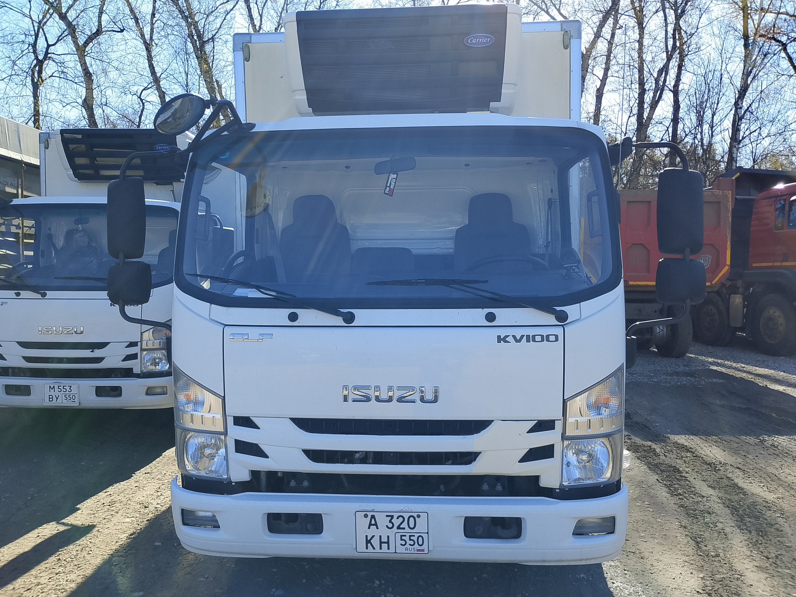 Isuzu ELF 7.5 (NPR) Изотермический/рефрижератор ELF KV100 (Рефрижератор, Дизельный, 3,0 л, 120 л.с., МТ)
