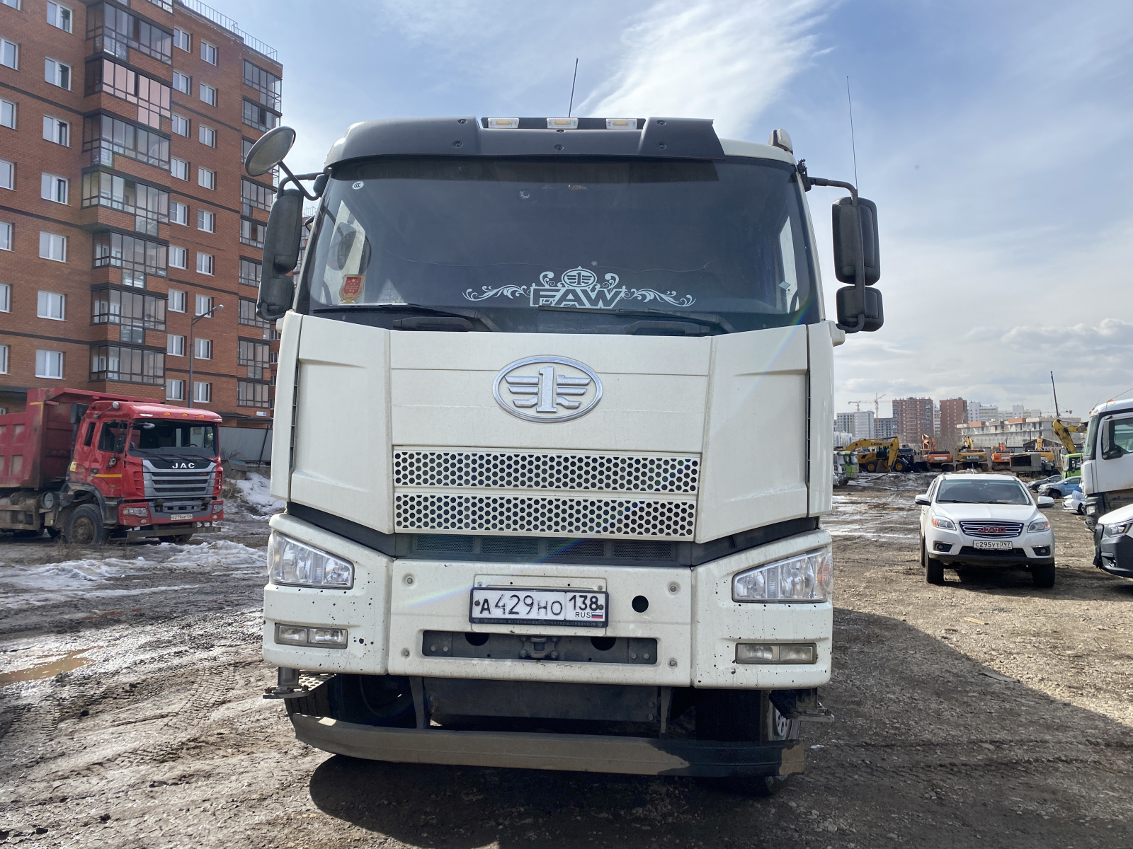 FAW J6 8x4 Самосвал CA3310P66K24T4E5 (Дизельный, 11,1 л, 420 л.с., МТ)