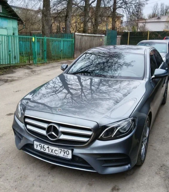 Mercedes-Benz E-CLASS 220 d 4MATIC Sport