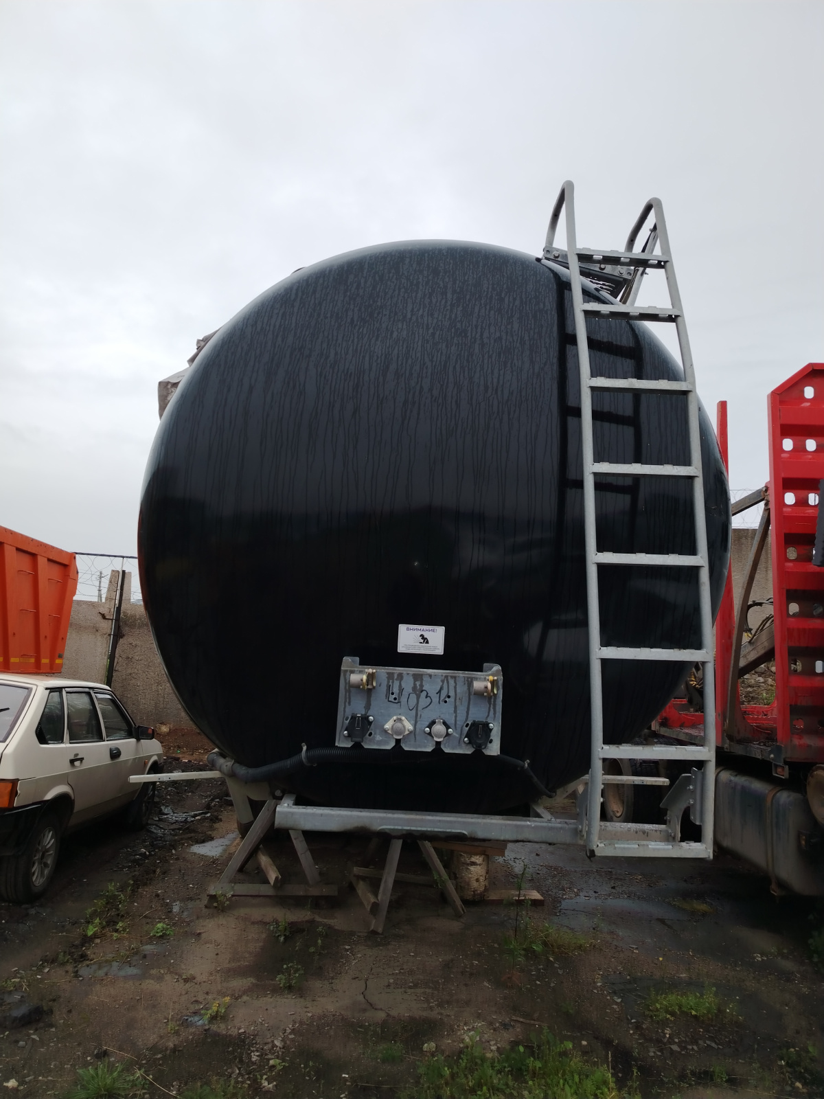 BONUM 914221 Полуприцеп цистерна 914221-02