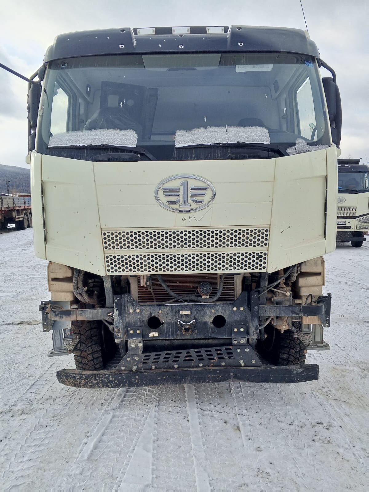 FAW J6 8x4 Самосвал CA3310P66K24T4E5 (Дизельный, 11,1 л, 420 л.с., МТ)