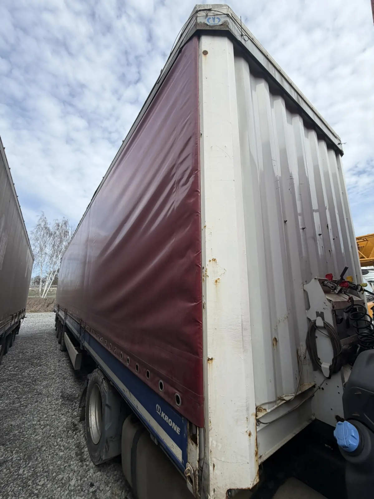 Krone SD Полуприцеп шторный Krone SD