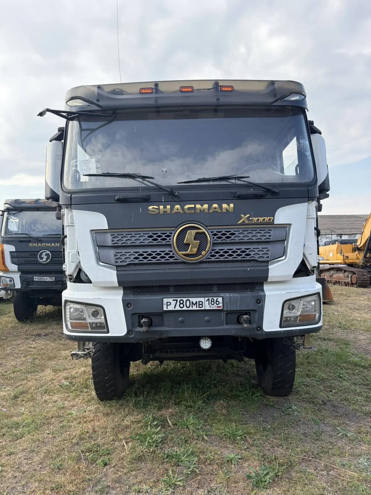 Shacman (Shaanxi) SX* 6x6 Самосвал SX32586W385C (Дизельный, 10,8 л, 441 л.с., МТ)