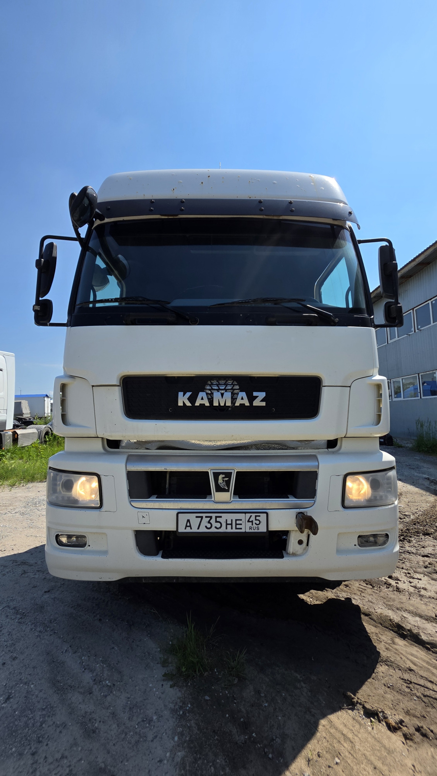 КамАЗ 5490 4x2 Седельный тягач 5490-S5 (Дизельный, 12,0 л, 401 л.с., АТ), 2021г., 415967 км