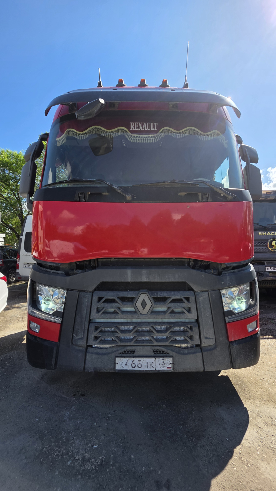Renault T 4x2 Седельный тягач T 4x2 (Дизельный, 12,8 л, 449 л.с., АТ)