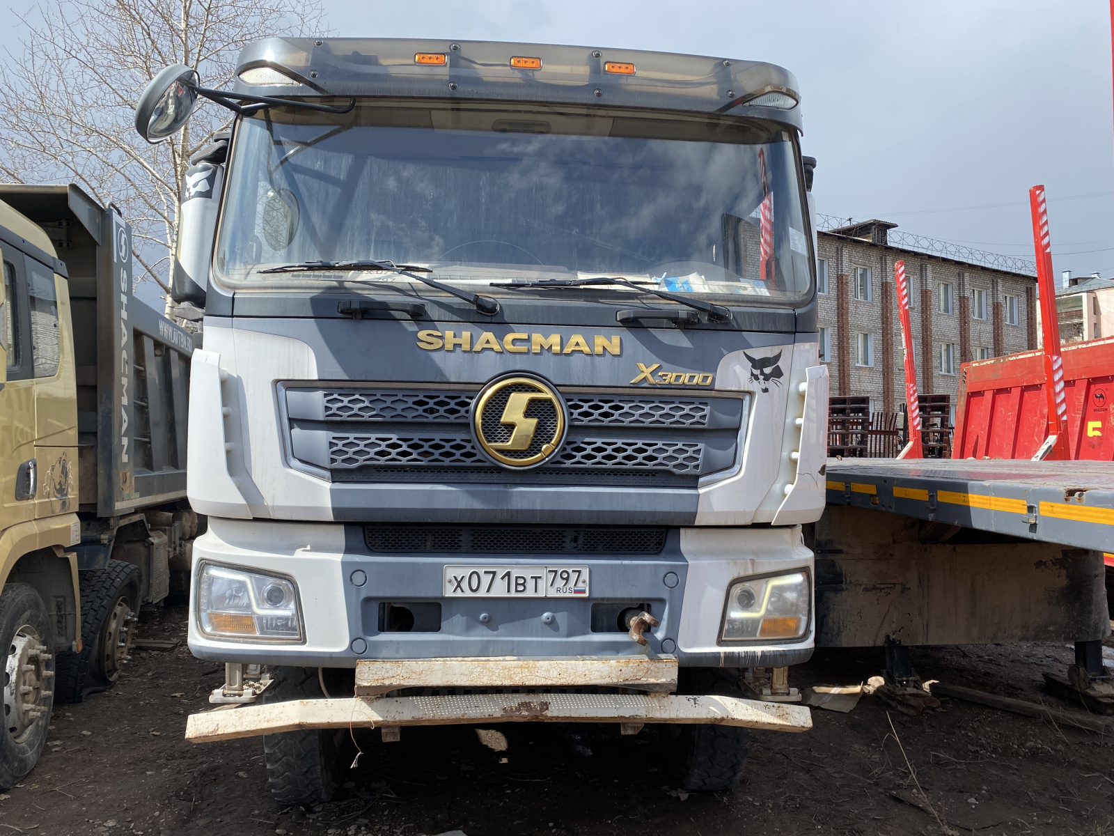 Shacman (Shaanxi) SX* 6x6 Самосвал SX32586V385 (Дизельный, 11,6 л, 423 л.с., МТ), 2021г., 83303 км