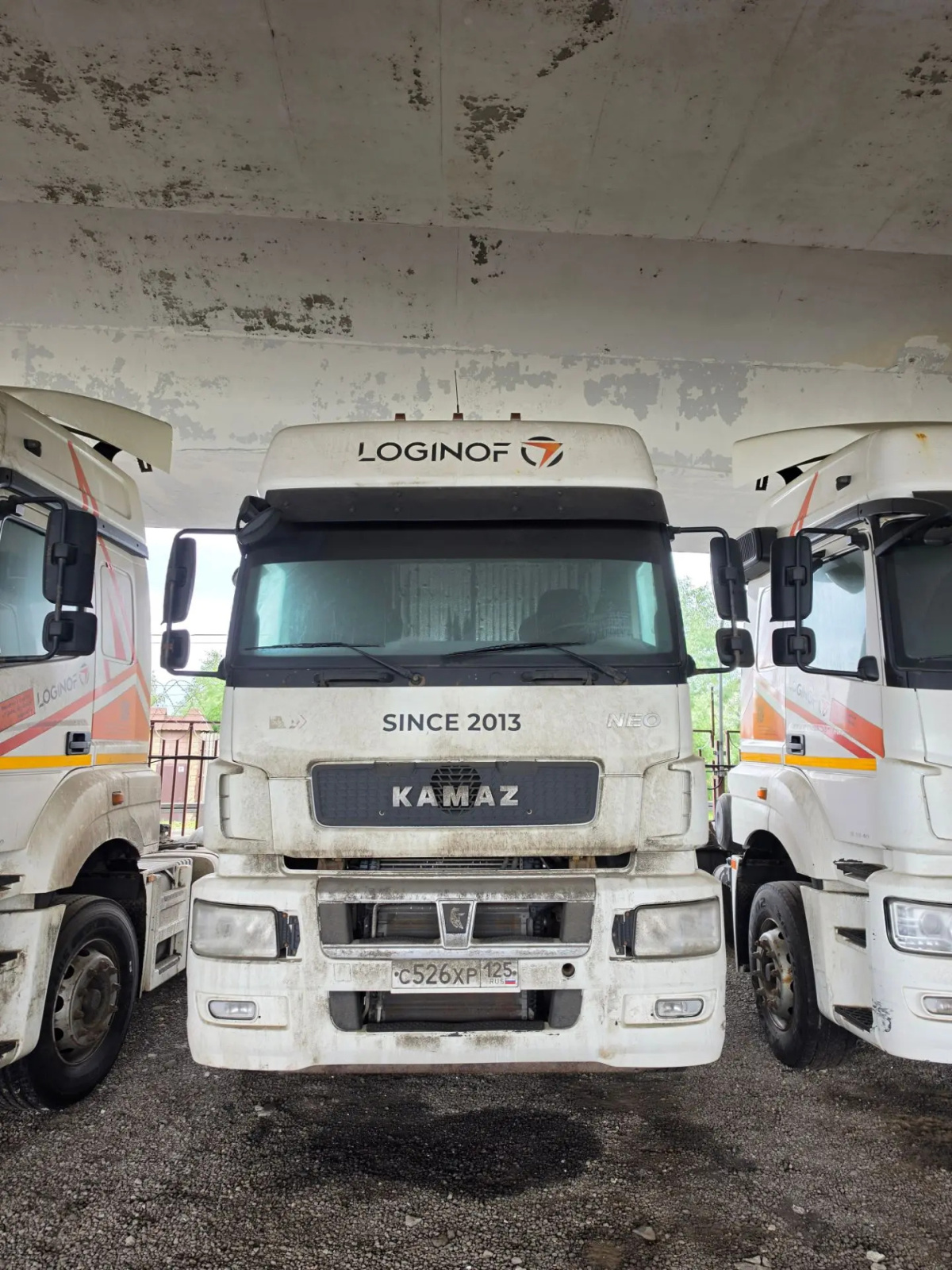 КамАЗ 5490 4x2 Седельный тягач 5490-DC (Дизельный, 12,0 л, 401 л.с., МТ)