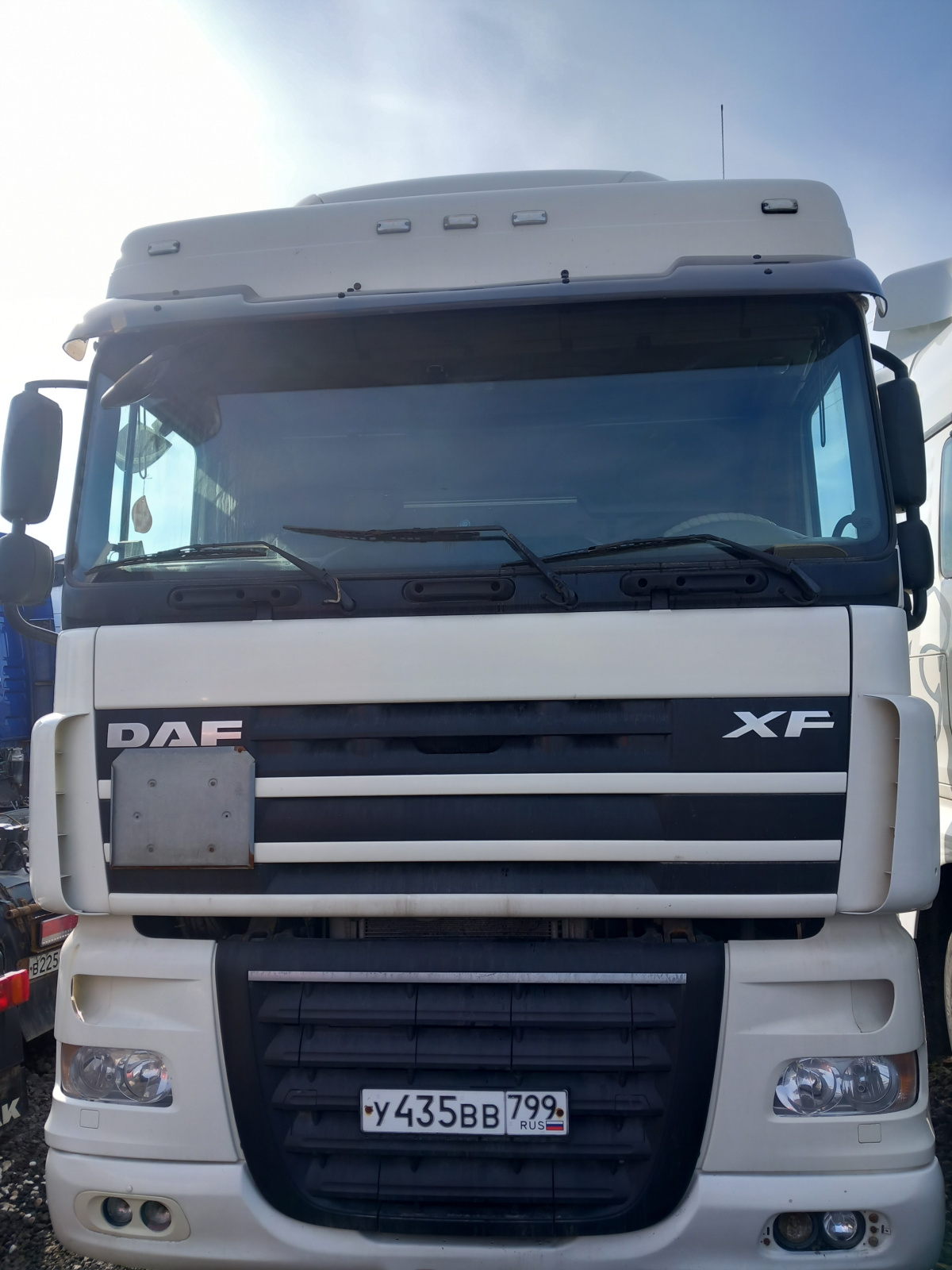 DAF XF 4x2 Седельный тягач FT XF 105 460 (Дизельный, 12,9 л, 462 л.с., МТ), 2018г., 1005823 км