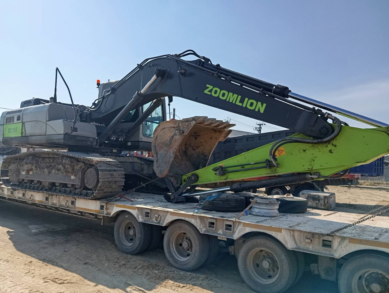 Zoomlion ZE215 Экскаватор ZE215E (Дизельный, 5,9 л, 152 л.с., АТ)