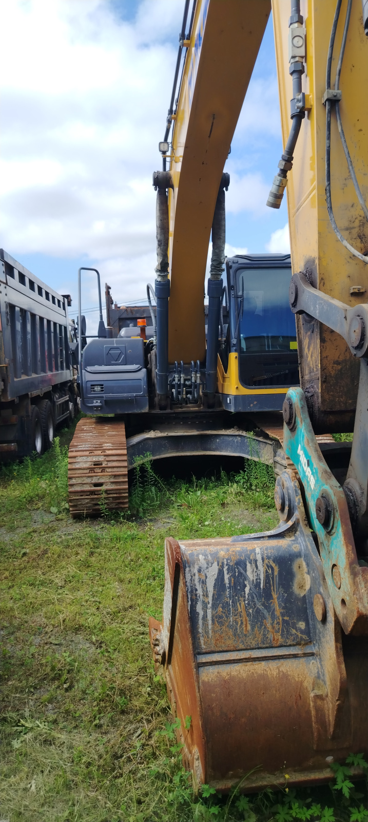 XCMG XE215 Экскаватор XE215C (Дизельный, 4,4 л, 144 л.с., АТ)
