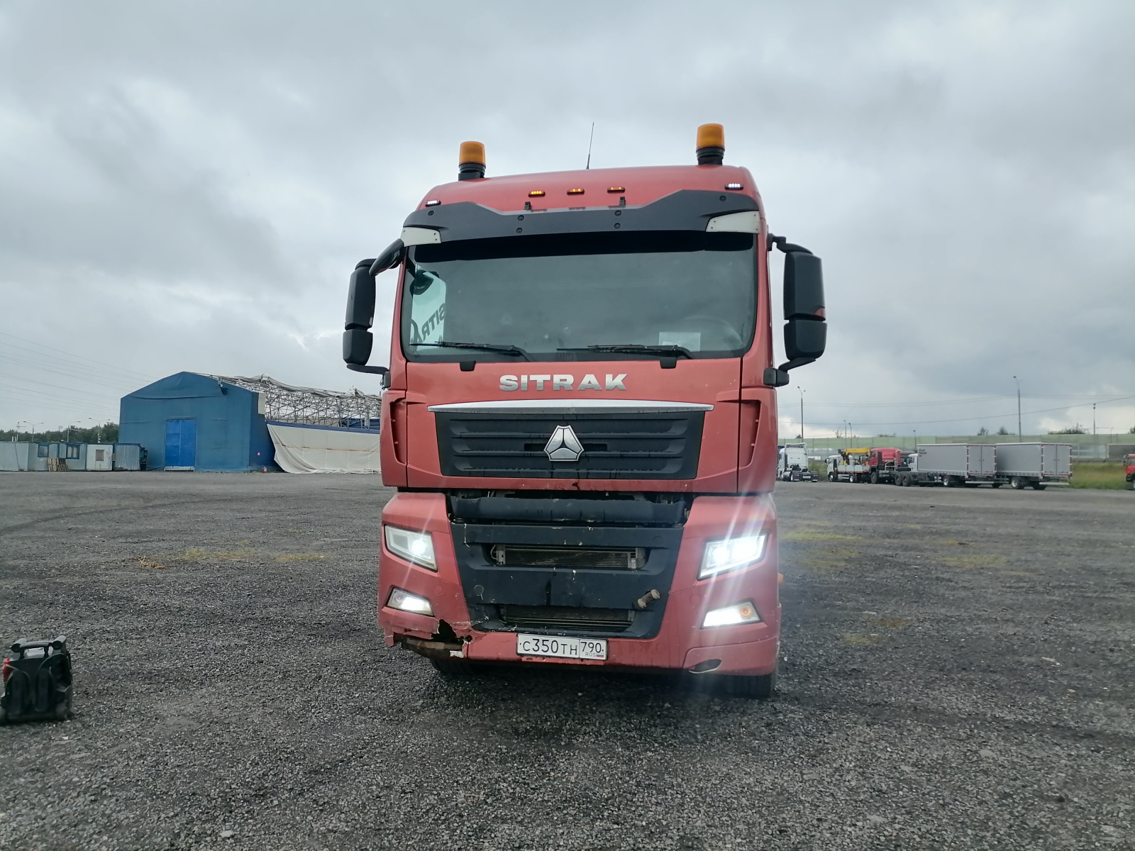 SITRAK C7H 6x4 Седельный тягач ZZ4256V364HE (Дизельный, 12,4 л, 480 л.с., АТ)