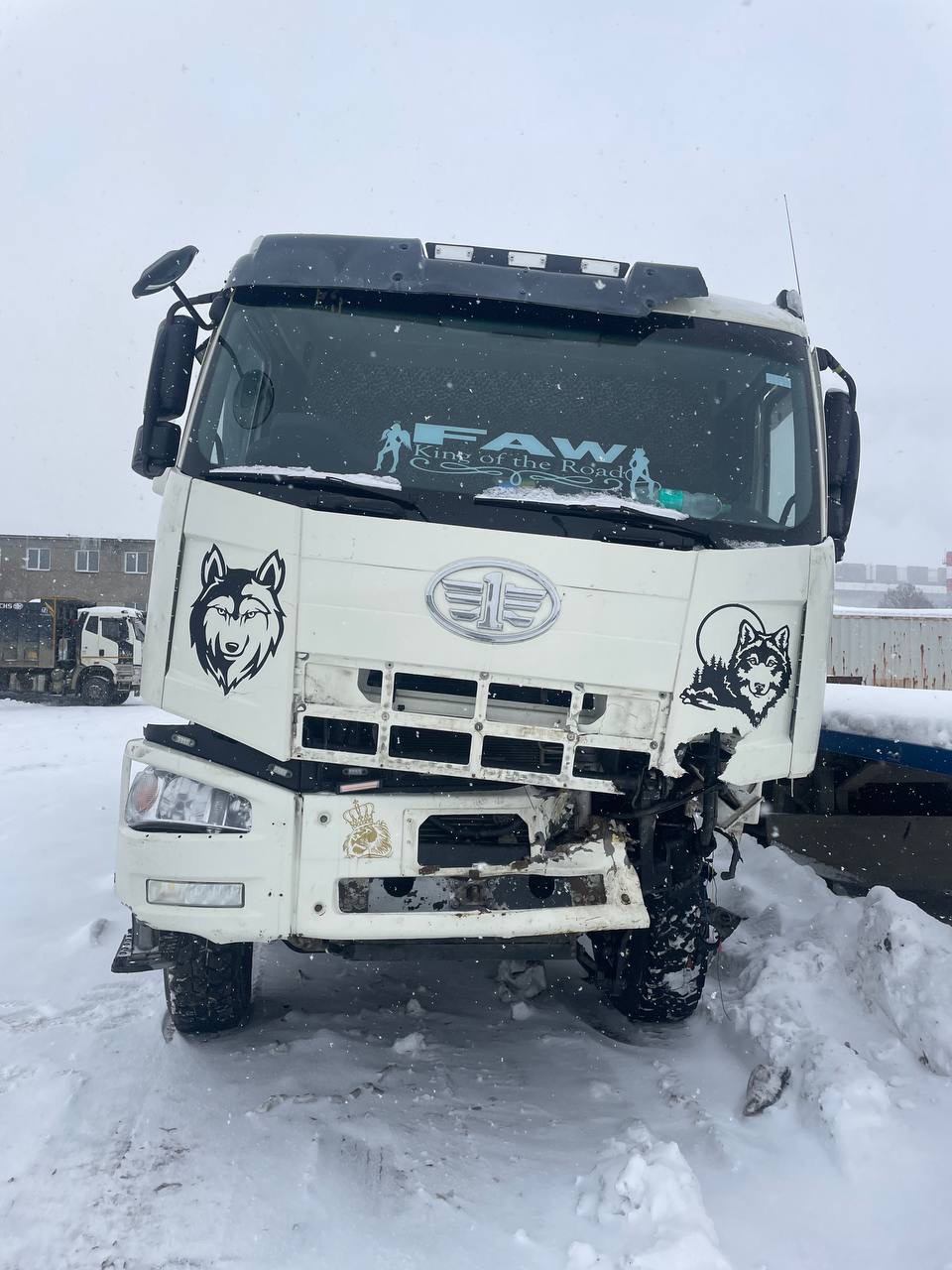 FAW J6 8x4 Самосвал СА3310Р66K24T4E5 (Дизельный, 11,1 л, 420 л.с., МТ)