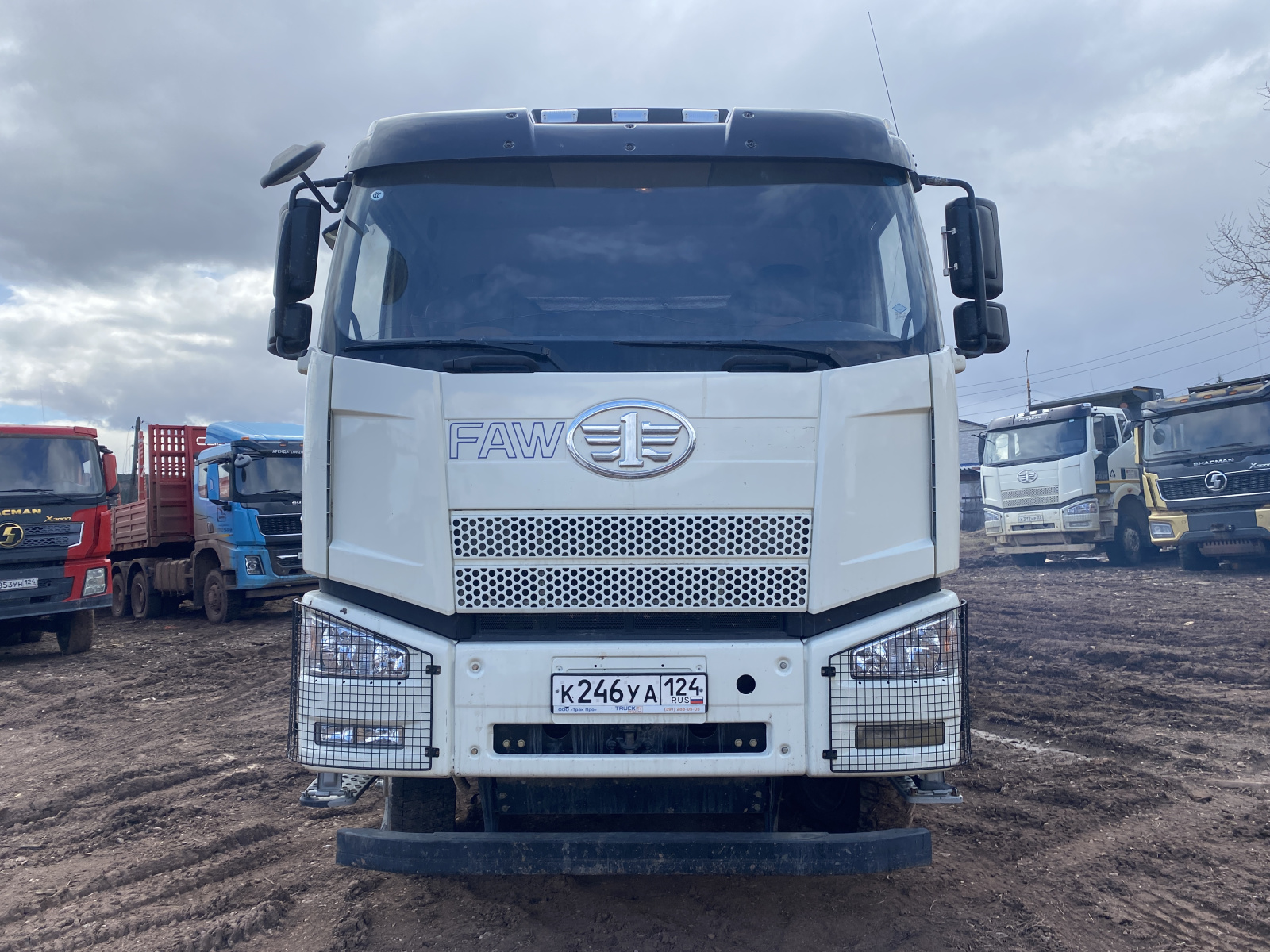 FAW J6 8x4 Самосвал CA3310P66K24T4E5 (Дизельный, 11,1 л, 420 л.с., МТ), 2023г., 98137 км