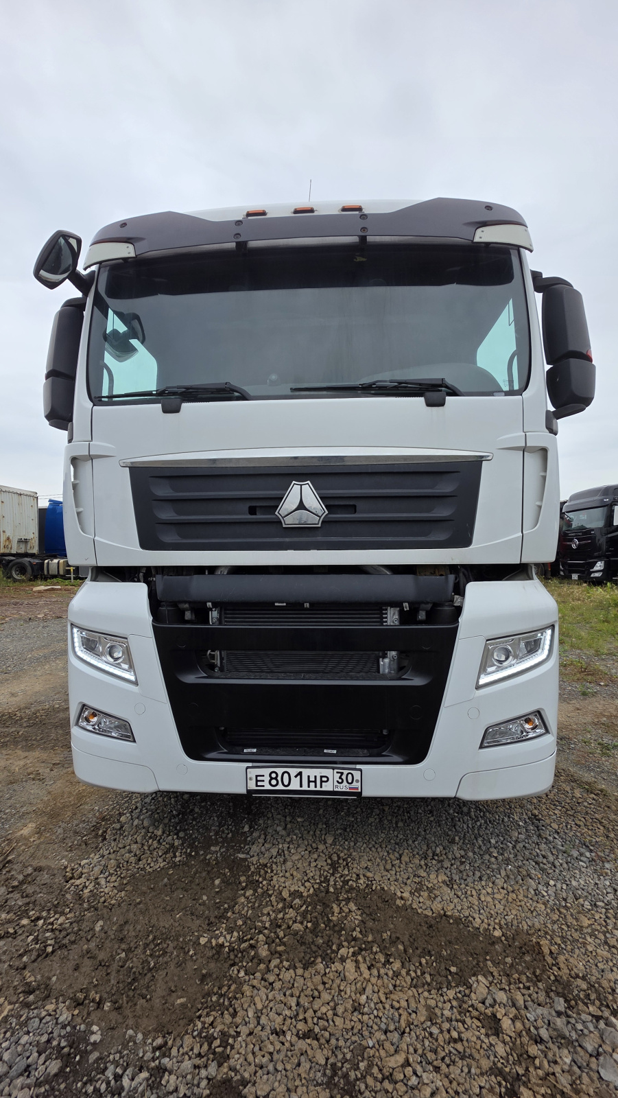 SITRAK C7H 4x2 Седельный тягач ZZ4186V391HE (Дизельный, 12,4 л, 480 л.с., AT)