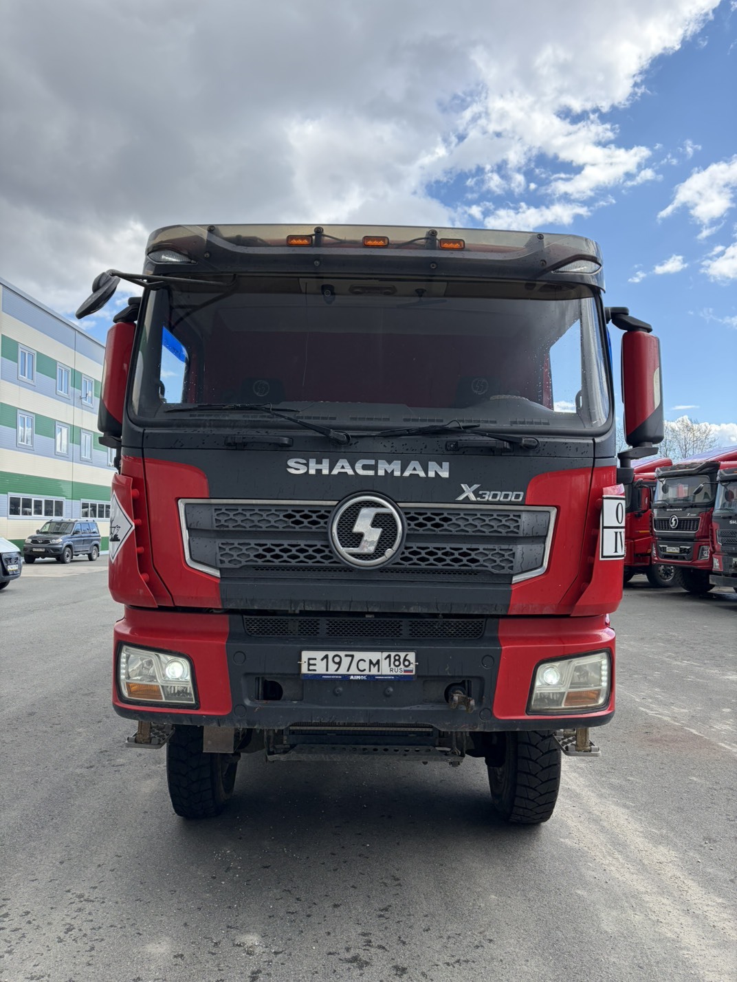 Shacman (Shaanxi) SX* 6x6 Самосвал SX32586T385 (Дизельный, 11,6 л, 369 л.с., МТ), 2022г., 351387 км