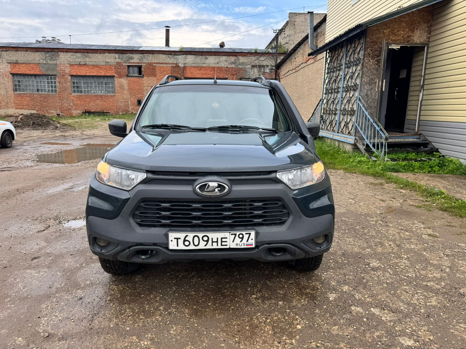 LADA NIVA Comfort Offroad 22 1.7 80hp 5MT