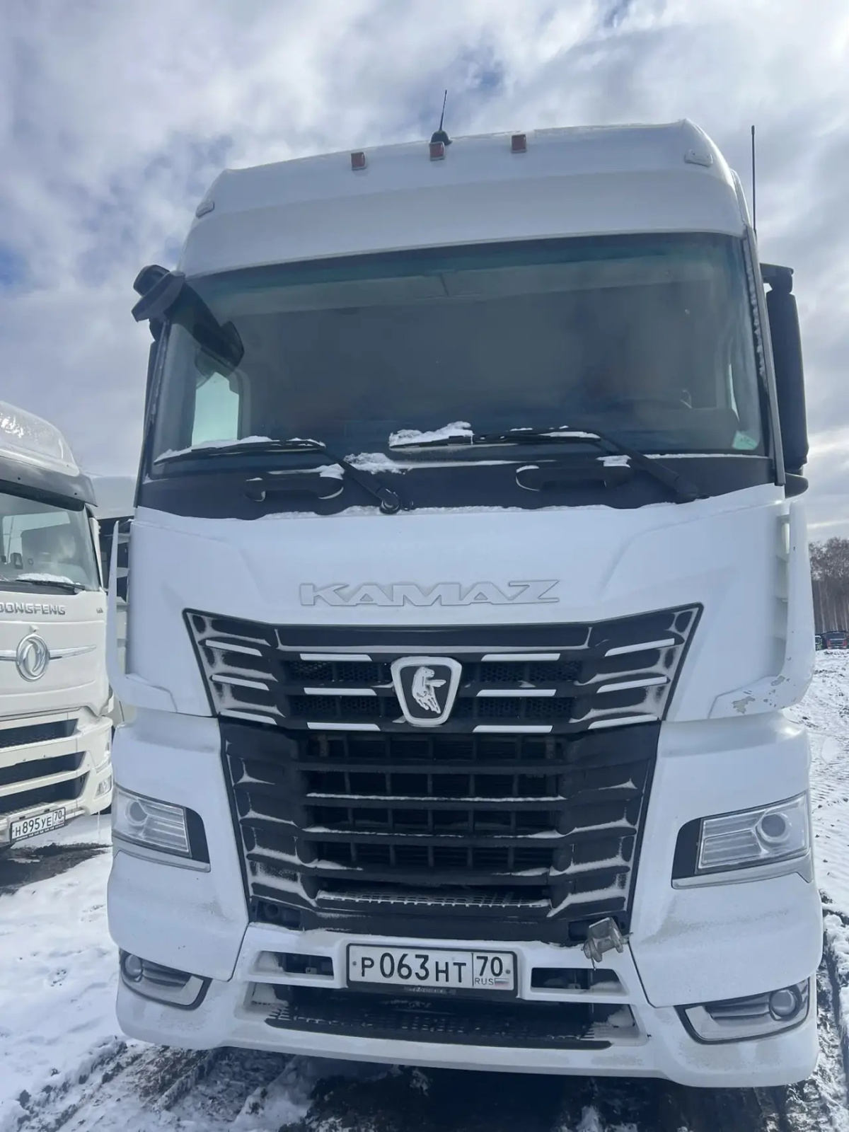 КамАЗ М1945 4x2 Седельный тягач 54901-92 (Дизельный, 11,9 л, 450 л.с., АТ)